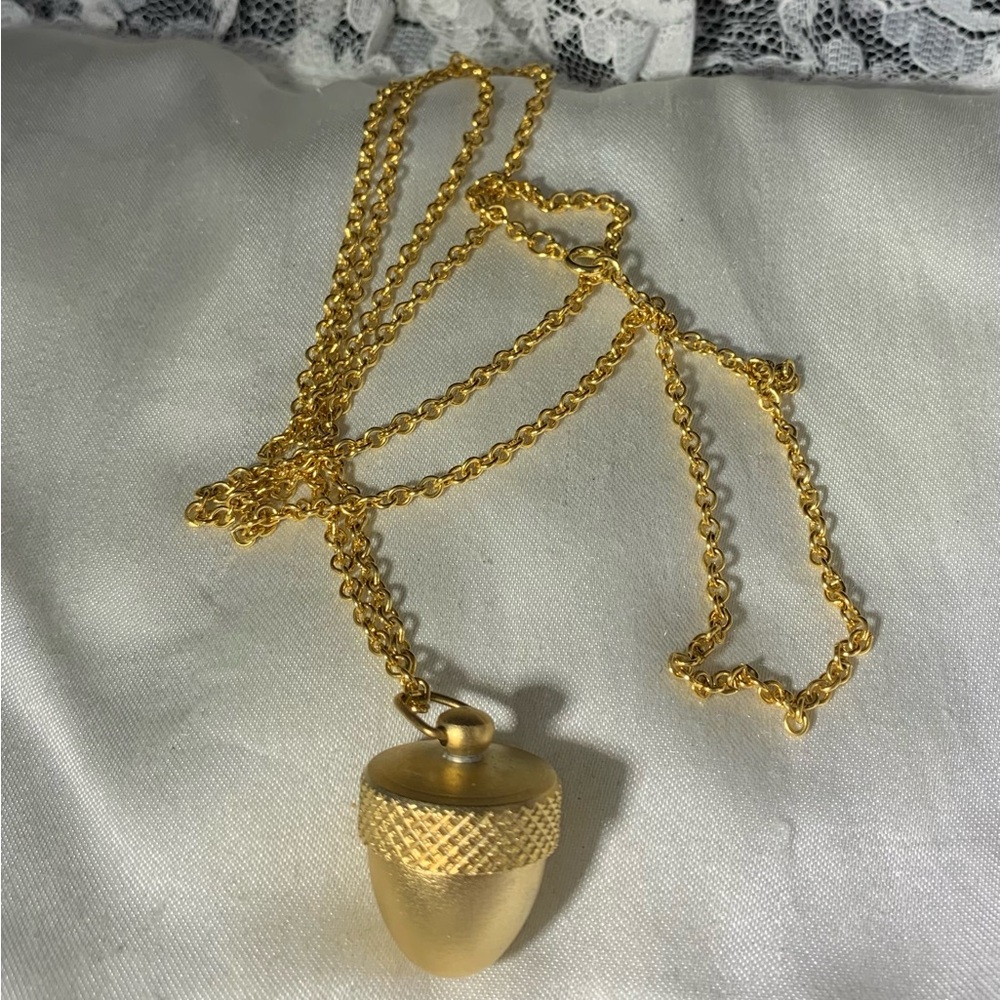 Unique Vintage Gold Acorn Keepsake Locket Pendant 30" Necklace